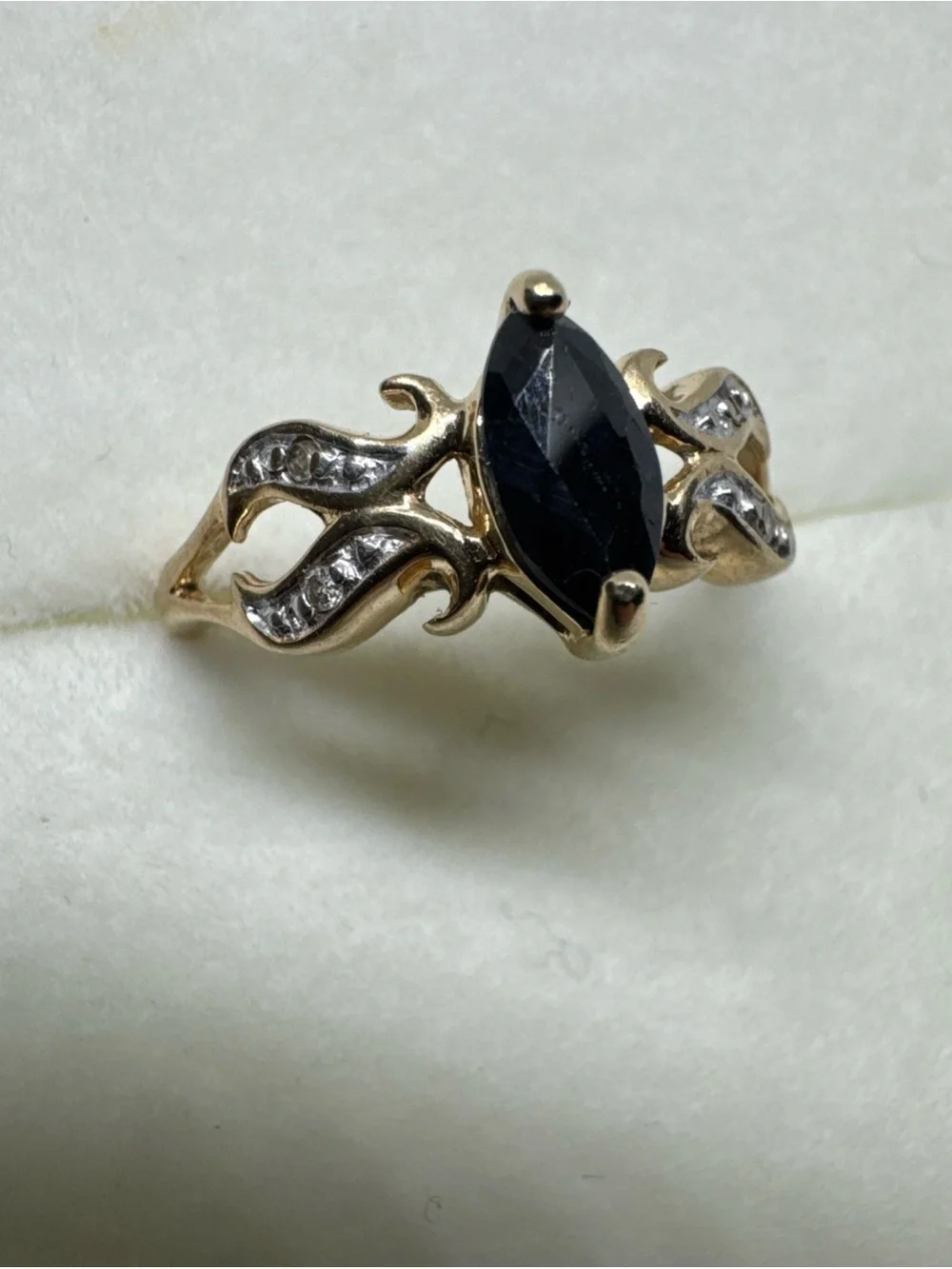 Vintage 10K Solid Yellow White Two Tone Gold Blue Sapphire Size 6 Ring Band